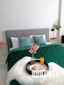 Студия квартира, посуточно, 35м2, 20/20 этаж