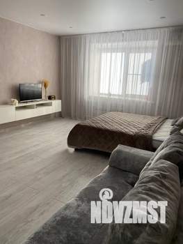 1-к квартира, посуточно, 39м2, 7/9 этаж