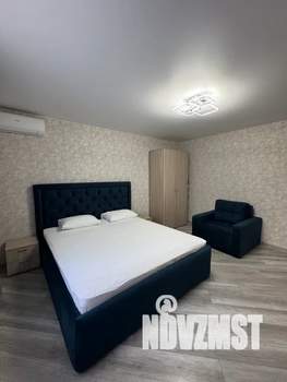 1-к квартира, посуточно, 38м2, 2/9 этаж