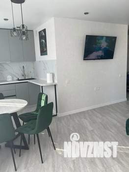 1-к квартира, посуточно, 38м2, 7/9 этаж