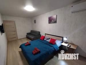 1-к квартира, посуточно, 35м2, 1/4 этаж