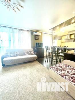 1-к квартира, посуточно, 65м2, 1/1 этаж