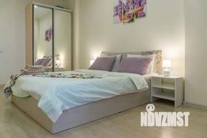 1-к квартира, посуточно, 43м2, 12/16 этаж