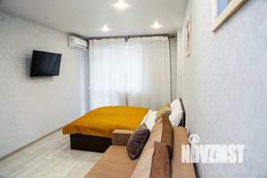 1-к квартира, посуточно, 40м2, 1/1 этаж