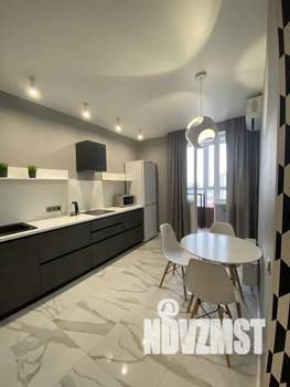 2-к квартира, посуточно, 40м2, 20/21 этаж