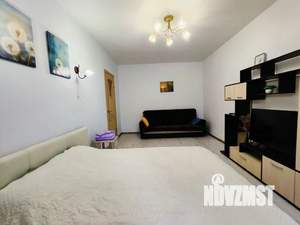 1-к квартира, посуточно, 53м2, 1/1 этаж