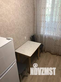 1-к квартира, посуточно, 36м2, 2/9 этаж