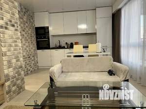 Студия квартира, посуточно, 35м2, 16/20 этаж