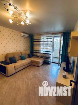 1-к квартира, посуточно, 38м2, 3/10 этаж