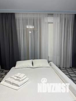 Студия квартира, посуточно, 42м2, 6/16 этаж