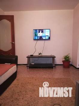 2-к квартира, посуточно, 48м2, 1/5 этаж