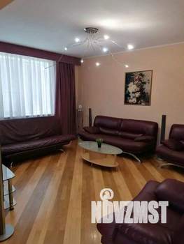 2-к квартира, посуточно, 100м2, 1/1 этаж