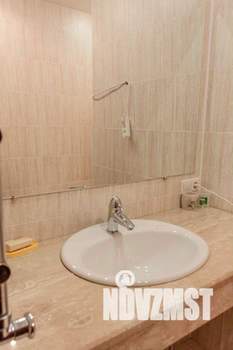 2-к квартира, посуточно, 70м2, 1/1 этаж