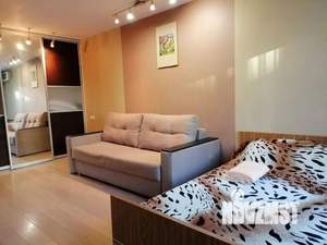 1-к квартира, посуточно, 32м2, 4/9 этаж