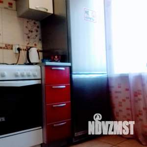 2-к квартира, посуточно, 48м2, 1/5 этаж