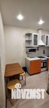 Студия квартира, посуточно, 25м2, 1/4 этаж