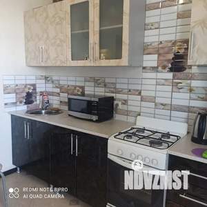 1-к квартира, посуточно, 40м2, 3/6 этаж