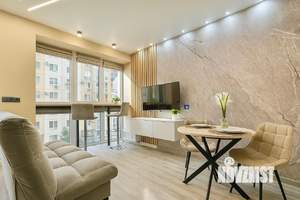 Студия квартира, посуточно, 40м2, 4/8 этаж