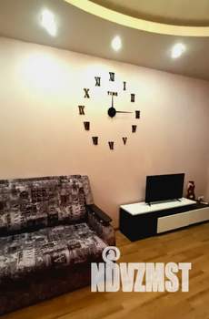 1-к квартира, посуточно, 35м2, 1/9 этаж