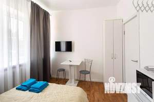 1-к квартира, посуточно, 14м2, 1/1 этаж