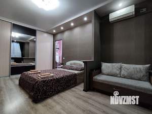 1-к квартира, посуточно, 46м2, 1/1 этаж