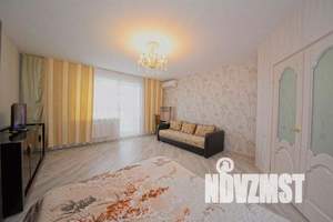 2-к квартира, посуточно, 70м2, 4/12 этаж