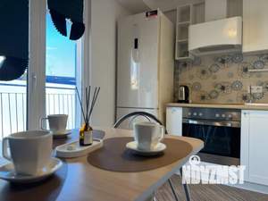 1-к квартира, посуточно, 38м2, 13/18 этаж