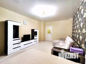 1-к квартира, посуточно, 53м2, 1/1 этаж