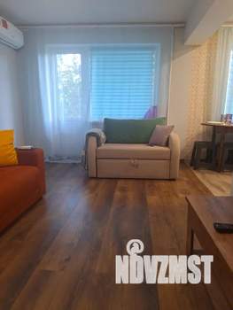 Студия квартира, посуточно, 31м2, 3/5 этаж