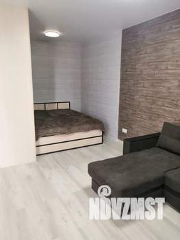 Студия квартира, посуточно, 42м2, 17/17 этаж