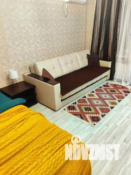 Студия квартира, посуточно, 35м2, 2/5 этаж