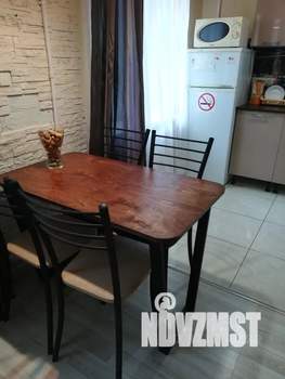 Студия квартира, посуточно, 35м2, 2/5 этаж