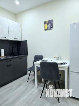 Студия квартира, посуточно, 36м2, 4/10 этаж