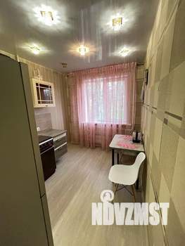 2-к квартира, посуточно, 50м2, 1/9 этаж