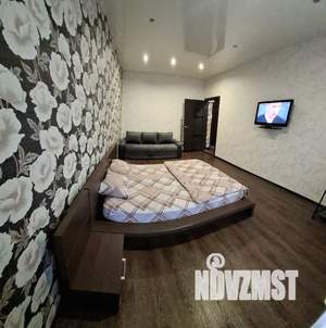 1-к квартира, посуточно, 42м2, 1/5 этаж