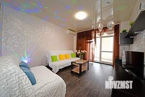 2-к квартира, посуточно, 47м2, 1/1 этаж