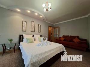 1-к квартира, посуточно, 36м2, 1/1 этаж