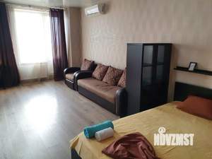 1-к квартира, посуточно, 50м2, 1/1 этаж
