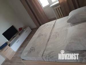 1-к квартира, посуточно, 35м2, 1/5 этаж