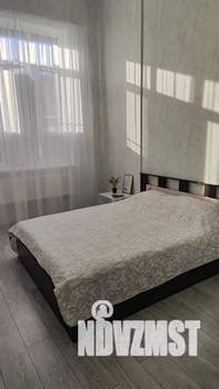 1-к квартира, посуточно, 33м2, 1/22 этаж