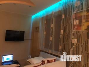 Студия квартира, посуточно, 45м2, 1/5 этаж