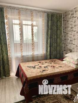 1-к квартира, посуточно, 35м2, 7/16 этаж