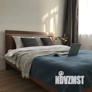 2-к квартира, посуточно, 45м2, 15/16 этаж