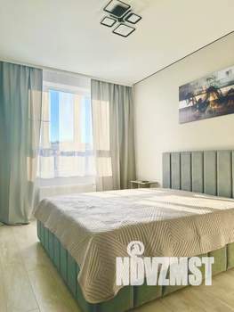 1-к квартира, посуточно, 38м2, 8/22 этаж