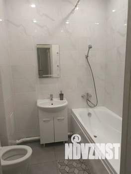 1-к квартира, посуточно, 44м2, 9/16 этаж