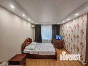 1-к квартира, посуточно, 43м2, 2/5 этаж