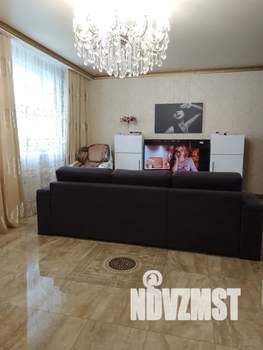 Студия квартира, посуточно, 50м2, 23/25 этаж