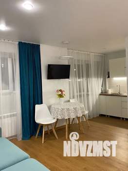 Студия квартира, посуточно, 33м2, 2/9 этаж