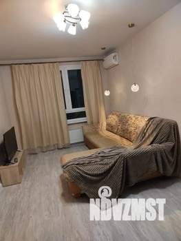 1-к квартира, посуточно, 32м2, 2/10 этаж