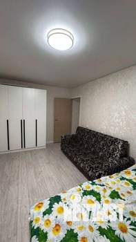 2-к квартира, на длительный срок, 58м2, 1/9 этаж